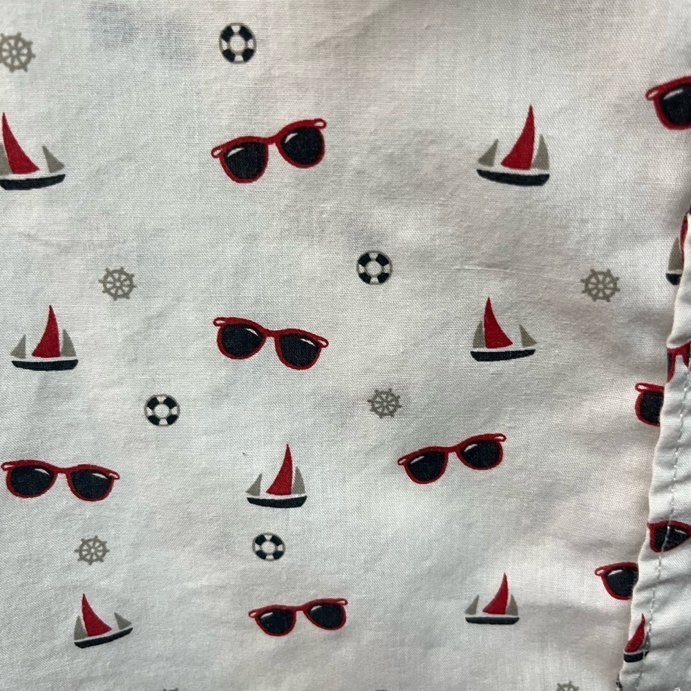Carbon Red and Navy Accented White Shirt. Large - Picture 2 of 5
